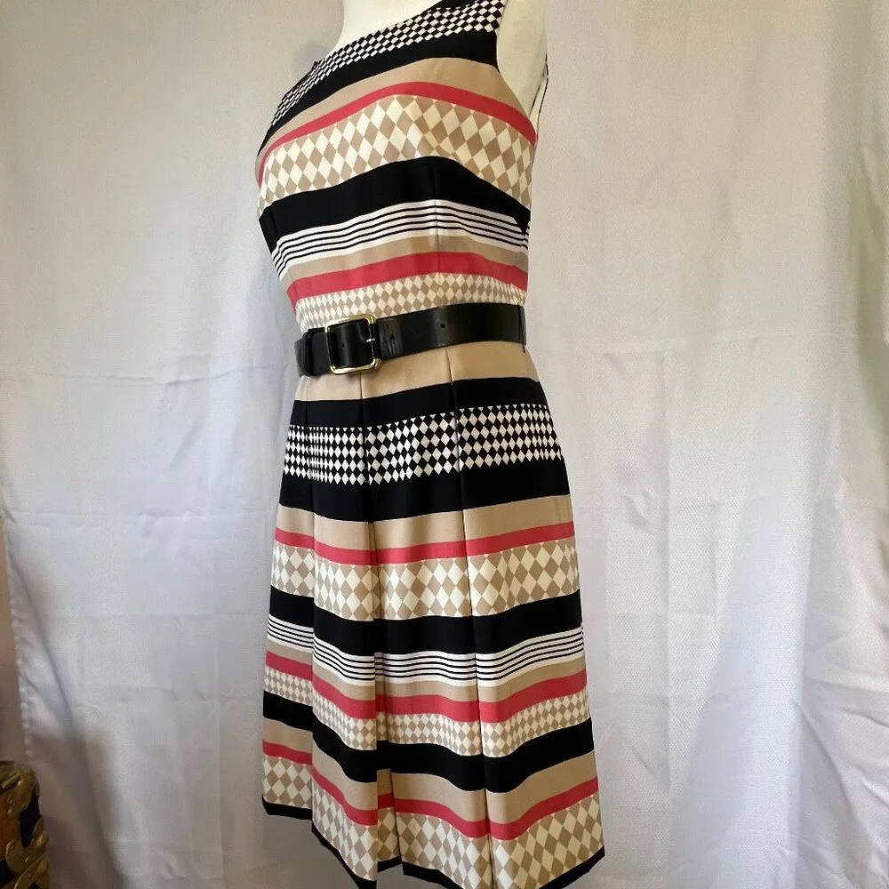 Tahari Arthur S. Levine Sleeveless Dress - Picture 11 of 16